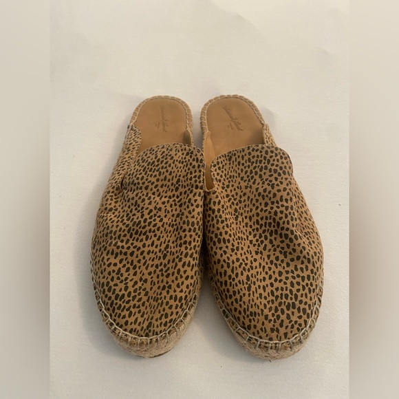 3 Universal Thread shoes + suede wedge lot. Women’s size 9 - Picture 3 of 13